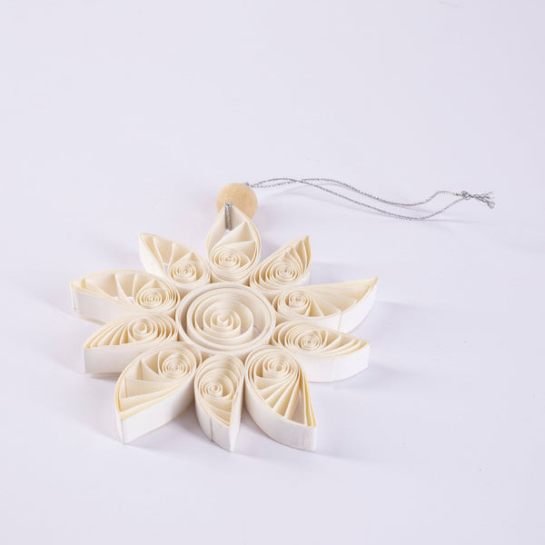 Quilling Snowflake "Aubin"  silver gilt-white - 4 inch Ø | Christmas / Winter