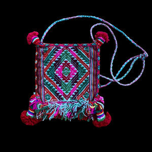 Hand woven artisan bag from Peru - K