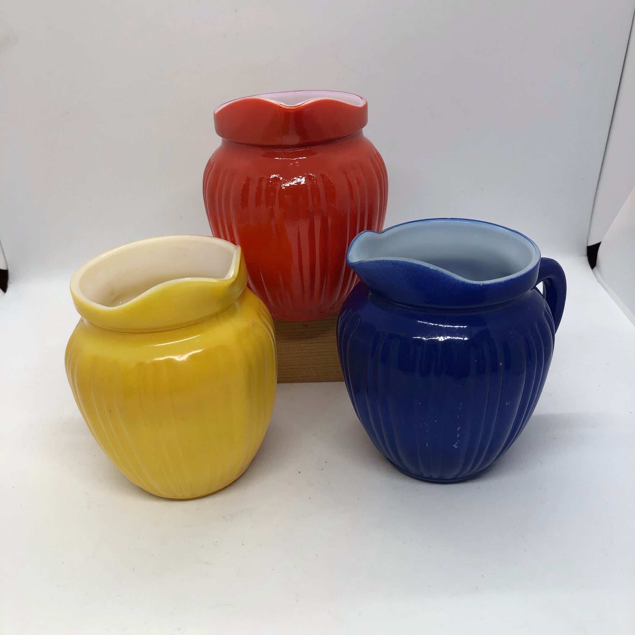 Anchor Hocking individual Milk Jugs, Rainbow Pattern